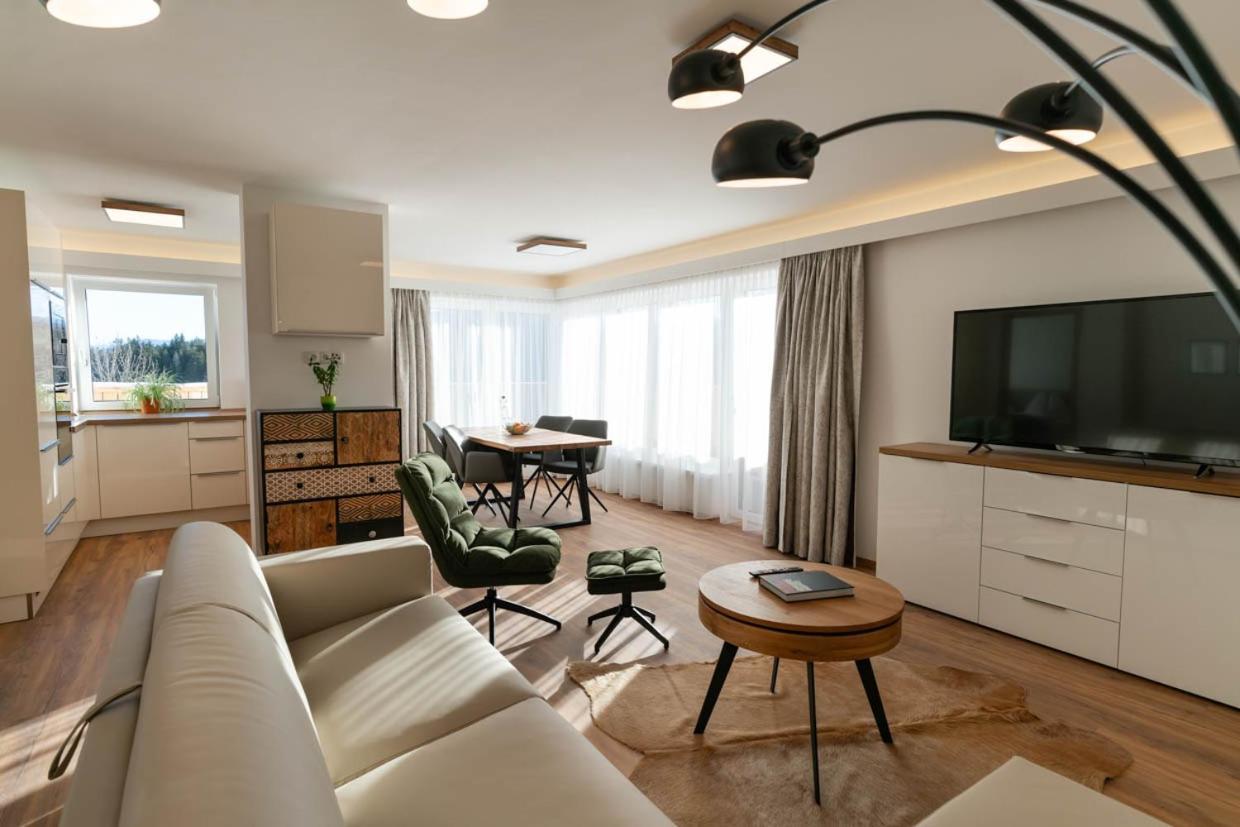 Waldrand Apartments ラムサウ・アム・ダッハシュタイン エクステリア 写真